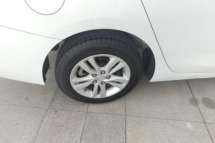 Used Chevrolet Cavalier 2016 1.5L Manual Xinyue Edition Right Rear Wheel Hub