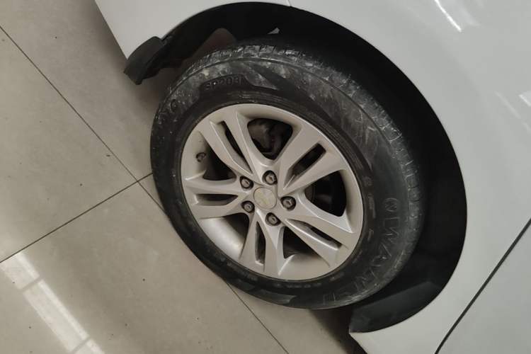 Used Chevrolet Cavalier 2016 1.5L Automatic Xinyue Edition Right Rear Wheel Hub