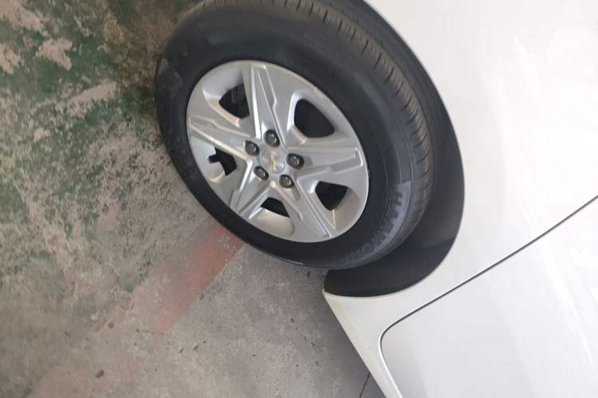 Used Chevrolet Cavalier 2016 1.5L Automatic Enjoyment Edition Right Rear Wheel Hub