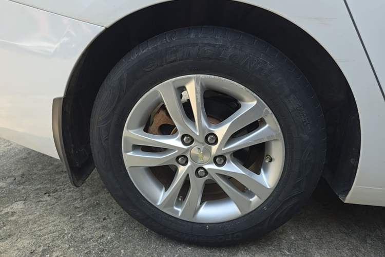 Used Chevrolet Cavalier 2016 1.5L Automatic Xinyue Edition Right Rear Wheel Hub