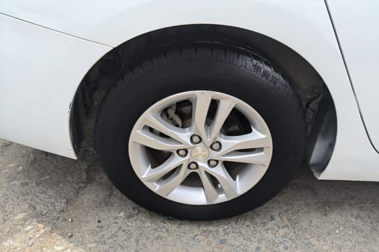 Used Chevrolet Cavalier 2016 1.5L Manual Xinyue Edition Right Rear Wheel Hub