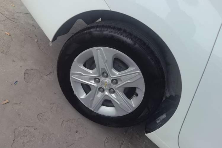 Used Chevrolet Cavalier 2016 1.5L Automatic Enjoyment Edition Right Rear Wheel Hub