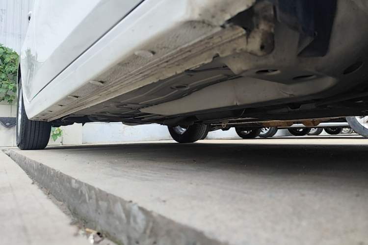 Used Chevrolet Cavalier 2016 1.5L Automatic Enjoyment Edition Right Side Sill