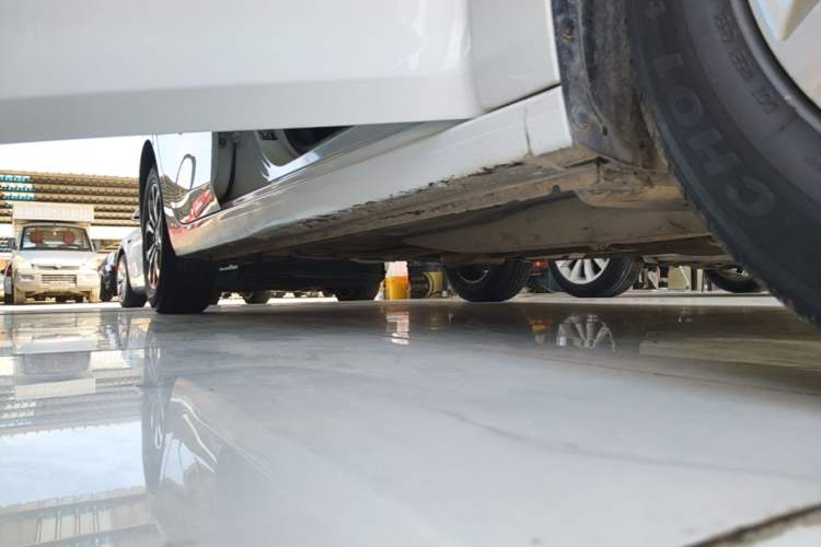Used Chevrolet Cavalier 2016 1.5L Automatic Enjoyment Edition Right Side Sill
