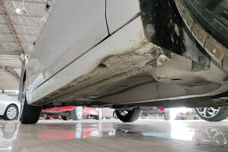 Used Chevrolet Cavalier 2016 1.5L Automatic Xinyue Edition Right Side Sill