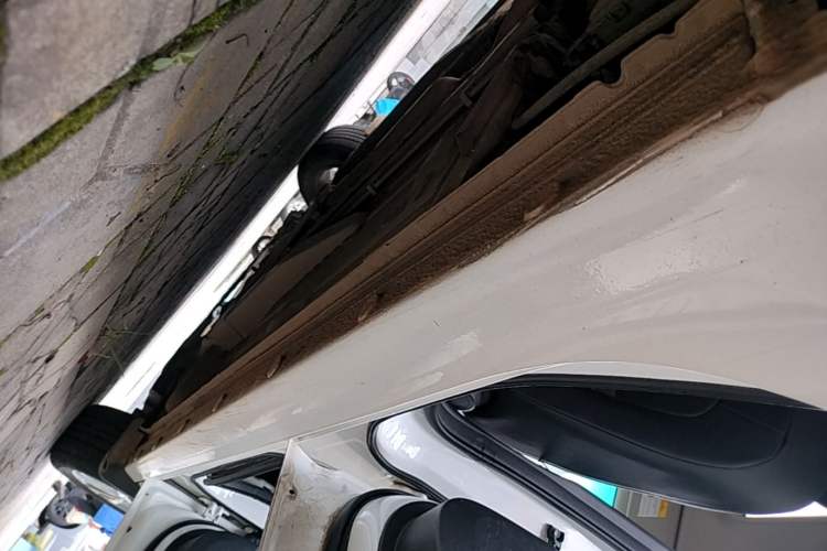 Used Chevrolet Cavalier 2016 1.5L Manual Xinyue Edition Right Side Sill