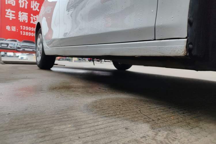 Used Chevrolet Cavalier 2016 1.5L Automatic Enjoyment Edition Right Side Sill