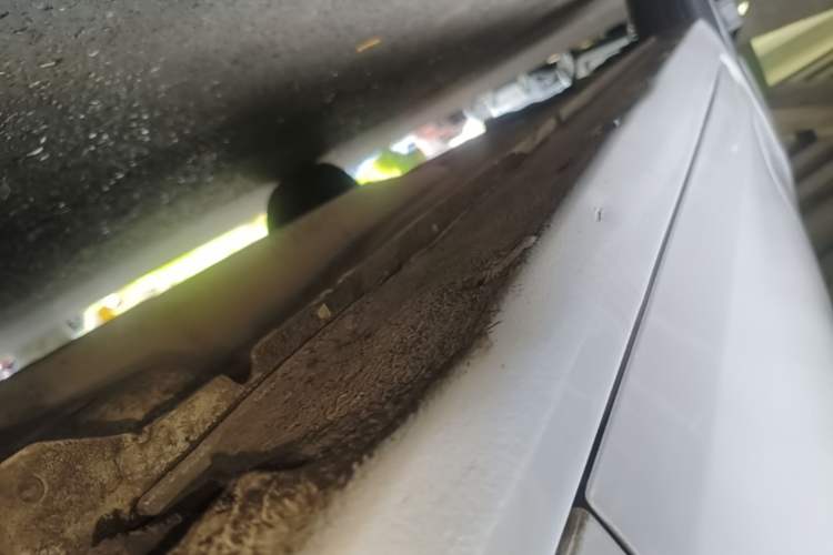 Used Chevrolet Cavalier 2016 1.5L Manual Enjoyment Edition Right Side Sill