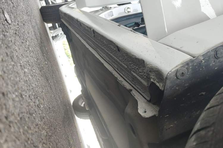 Used Chevrolet Cavalier 2016 1.5L Automatic Xinyue Edition Right Side Sill