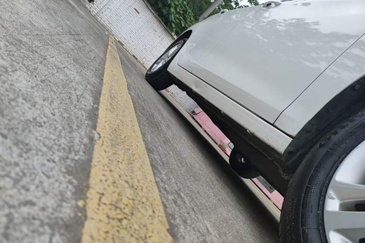 Used Chevrolet Cavalier 2016 1.5L Automatic Xinyue Edition Right Side Sill