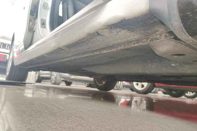 Used Chevrolet Cavalier 2016 1.5L Automatic Xinyue Edition Right Side Sill