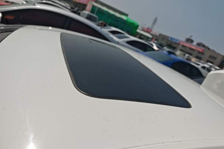 Used Chevrolet Cavalier 2016 1.5L Automatic Xinsong Edition Roof