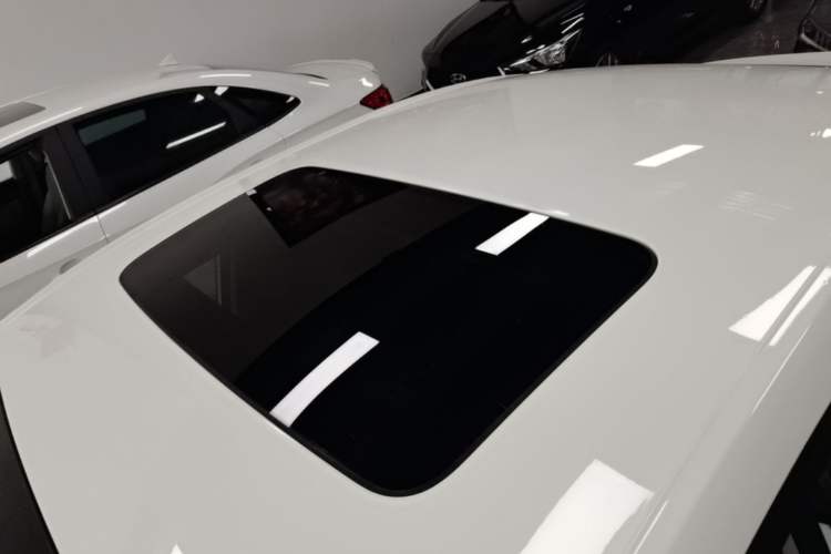 Used Chevrolet Cavalier 2016 1.5L Automatic Xinyue Edition Roof