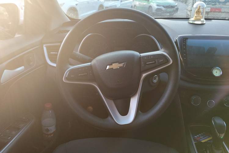 Used Chevrolet Cavalier 2016 1.5L Automatic Enjoyment Edition Steering Wheel