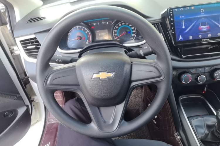 Used Chevrolet Cavalier 2016 1.5L Manual Enjoyment Edition Steering Wheel