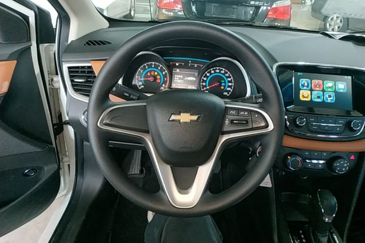 Used Chevrolet Cavalier 2016 1.5L Automatic Xinsong Edition Steering Wheel