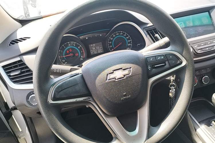 Used Chevrolet Cavalier 2016 1.5L Automatic Xinyue Edition Steering Wheel