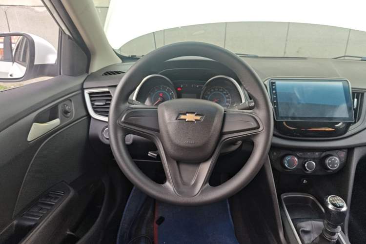 Used Chevrolet Cavalier 2016 1.5L Manual Enjoyment Edition Steering Wheel