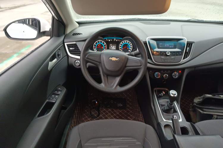 Used Chevrolet Cavalier 2016 1.5L Manual Enjoyment Edition Steering Wheel