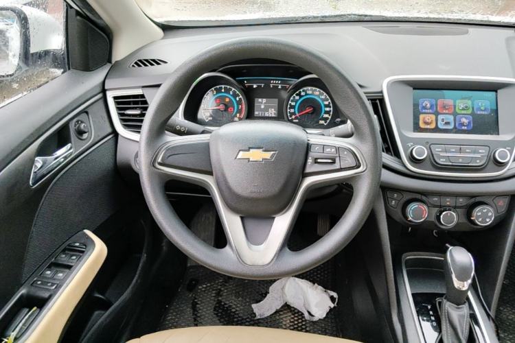 Used Chevrolet Cavalier 2016 1.5L Automatic Xinyue Edition Steering Wheel