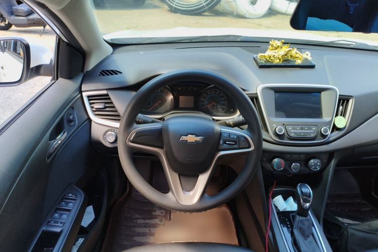 Used Chevrolet Cavalier 2016 1.5L Automatic Xinyue Edition Steering Wheel