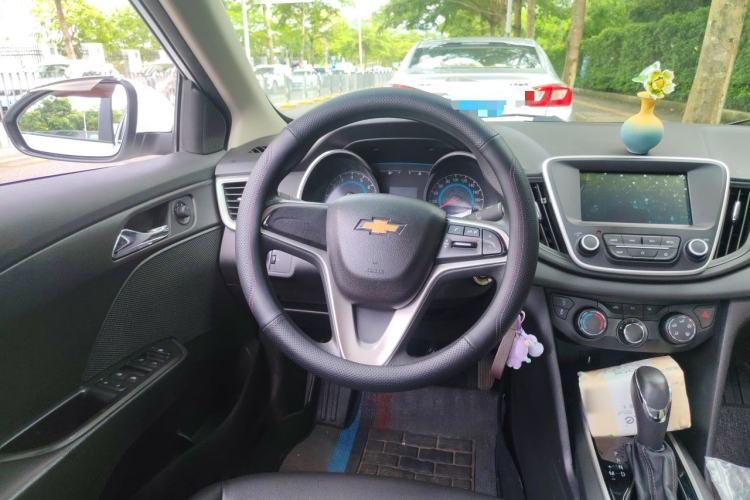 Used Chevrolet Cavalier 2016 1.5L Automatic Xinyue Edition Steering Wheel
