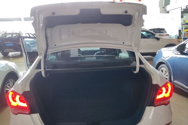 Used Chevrolet Cavalier 2016 1.5L Automatic Xinsong Edition Trunk