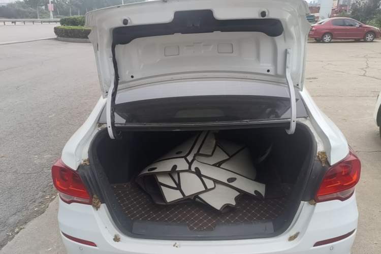 Used Chevrolet Cavalier 2016 1.5L Automatic Xinyue Edition Trunk