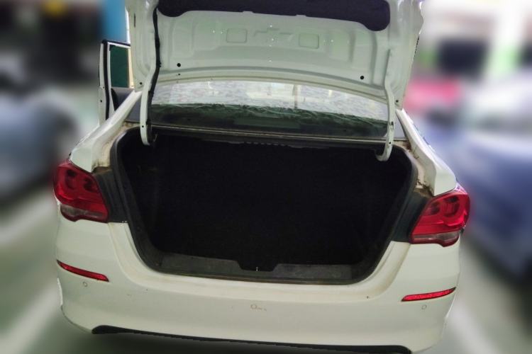 Used Chevrolet Cavalier 2016 1.5L Manual Xinyue Edition Trunk