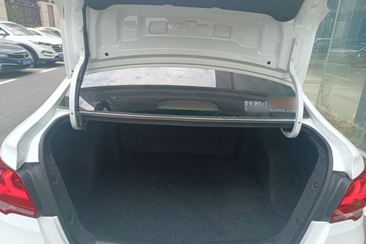 Used Chevrolet Cavalier 2016 1.5L Automatic Xinyue Edition Trunk