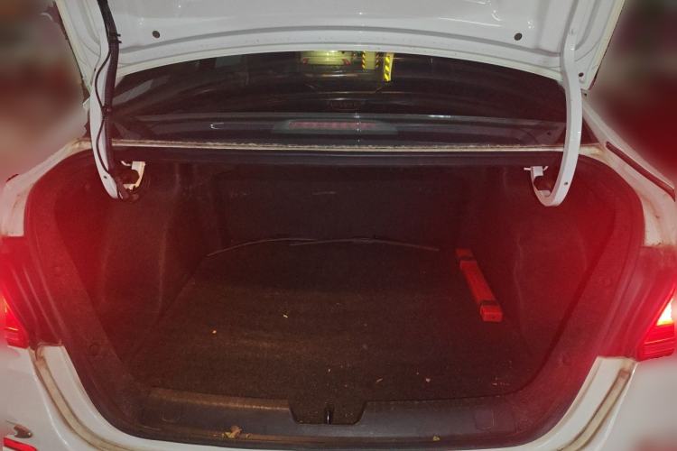 Used Chevrolet Cavalier 2016 1.5L Manual Xinyue Edition Trunk