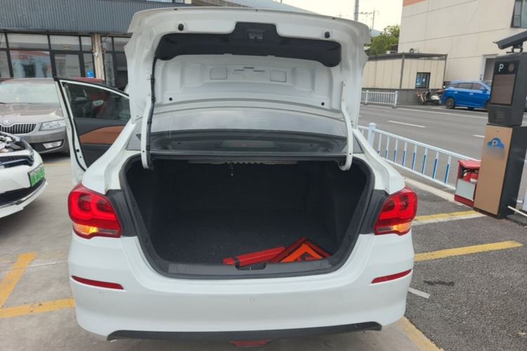 Used Chevrolet Cavalier 2016 1.5L Automatic Xinsong Edition Trunk