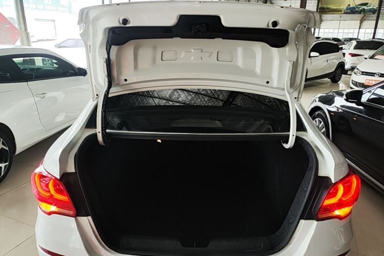 Used Chevrolet Cavalier 2016 1.5L Automatic Xinyue Edition Trunk