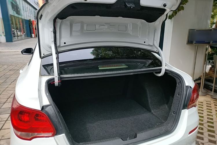 Used Chevrolet Cavalier 2016 1.5L Manual Xinyue Edition Trunk
