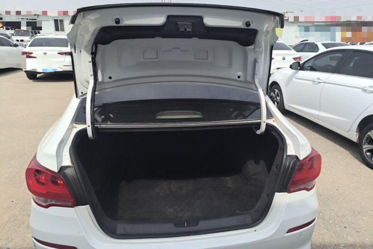 Used Chevrolet Cavalier 2016 1.5L Manual Xinyue Edition Trunk