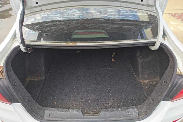 Used Chevrolet Cavalier 2016 1.5L Automatic Enjoyment Edition Trunk