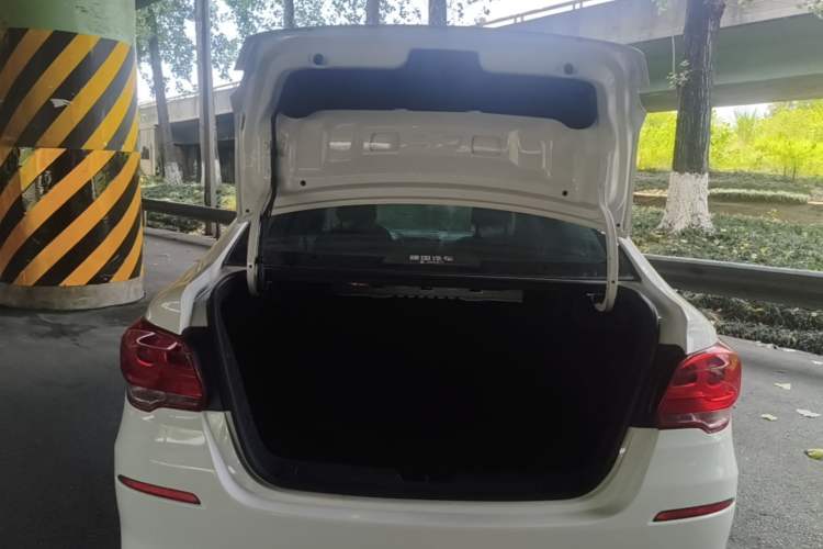 Used Chevrolet Cavalier 2016 1.5L Manual Enjoyment Edition Trunk