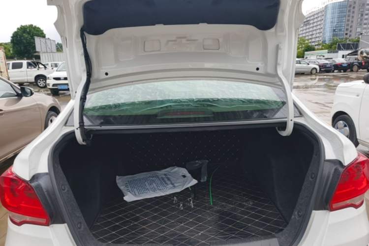 Used Chevrolet Cavalier 2016 1.5L Automatic Xinyue Edition Trunk