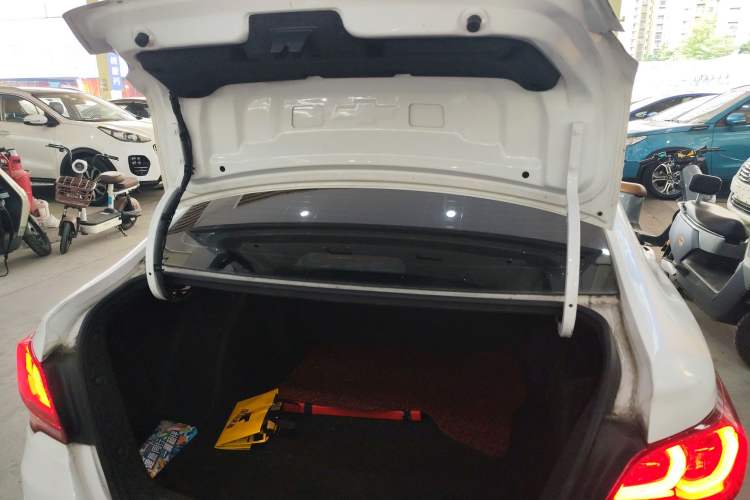 Used Chevrolet Cavalier 2016 1.5L Automatic Enjoyment Edition Trunk