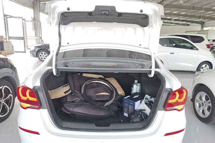 Used Chevrolet Cavalier 2016 1.5L Manual Xinyue Edition Trunk