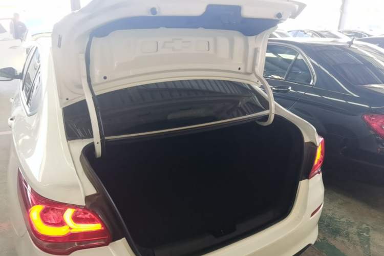 Used Chevrolet Cavalier 2016 1.5L Automatic Enjoyment Edition Trunk