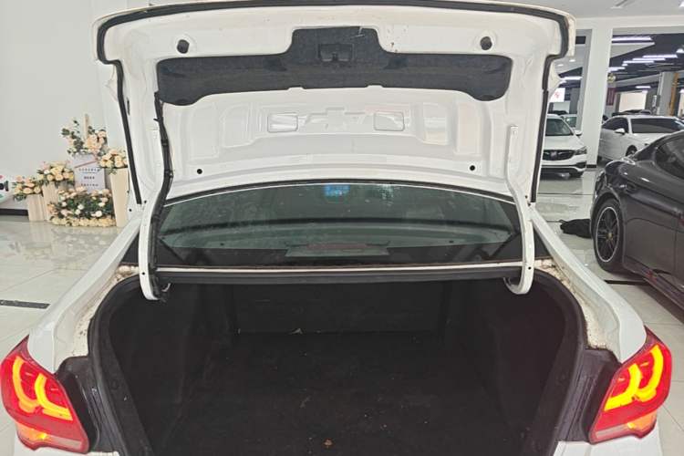 Used Chevrolet Cavalier 2016 1.5L Automatic Enjoyment Edition Trunk