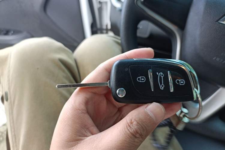Used Chevrolet Cavalier 2016 1.5L Manual Xinyue Edition Vehicle Key