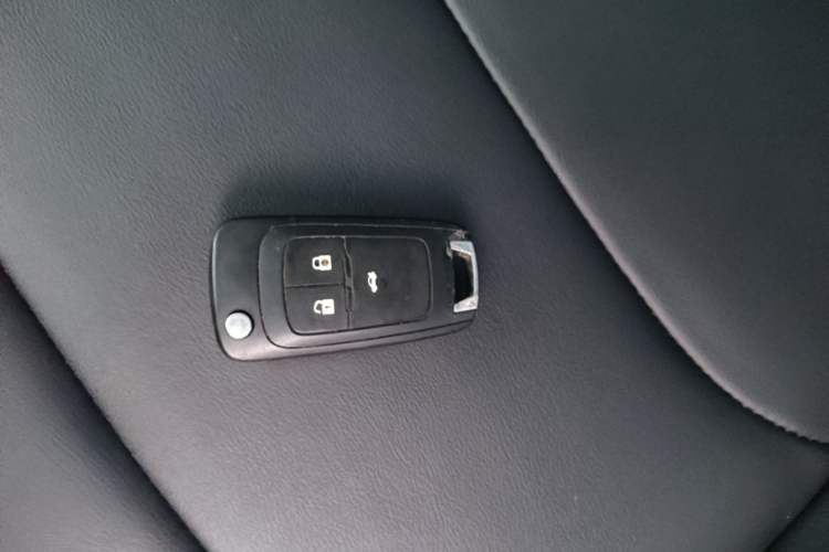 Used Chevrolet Cavalier 2016 1.5L Automatic Enjoyment Edition Vehicle Key