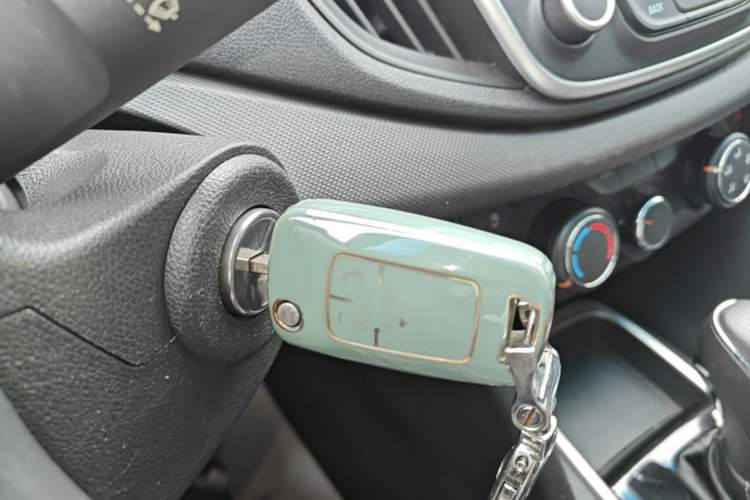 Used Chevrolet Cavalier 2016 1.5L Automatic Enjoyment Edition Vehicle Key
