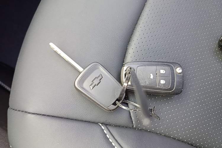 Used Chevrolet Cavalier 2016 1.5L Automatic Enjoyment Edition Vehicle Key