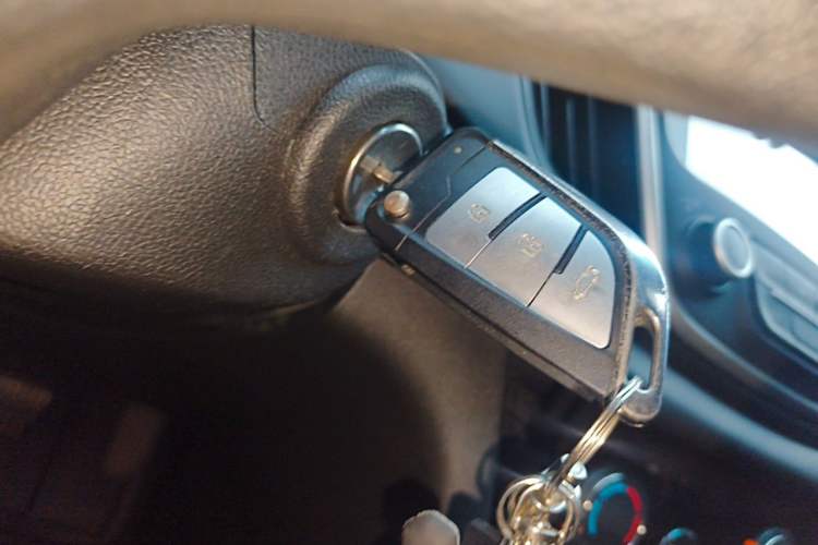 Used Chevrolet Cavalier 2016 1.5L Automatic Xinyue Edition Vehicle Key