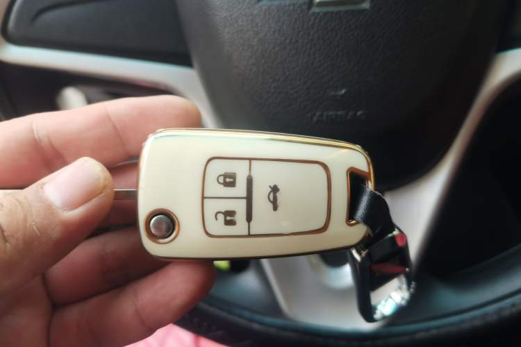 Used Chevrolet Cavalier 2016 1.5L Automatic Enjoyment Edition Vehicle Key