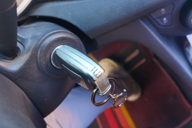 Used Chevrolet Cavalier 2016 1.5L Automatic Enjoyment Edition Vehicle Key