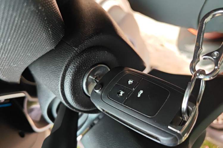 Used Chevrolet Cavalier 2016 1.5L Automatic Enjoyment Edition Vehicle Key